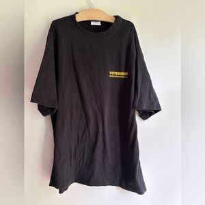 Men’s Vetements t shirt